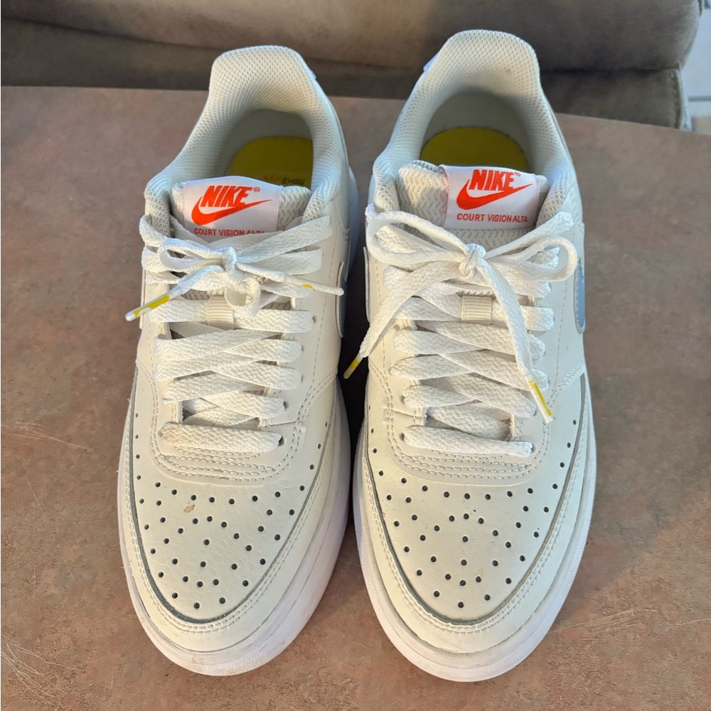 Nike court visión Alta casual shoes